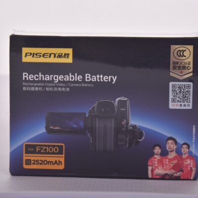 Pisen Batterie and Charger