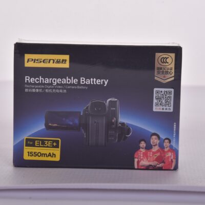 Pisen Batterie and Charger